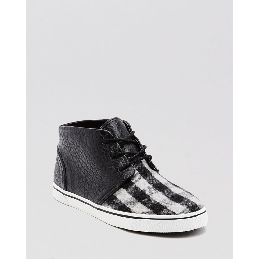 Dolce Vita Giaa Sneakers